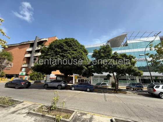 Ip Vendo Terreno En Lomas De La Lagunita 25-24298