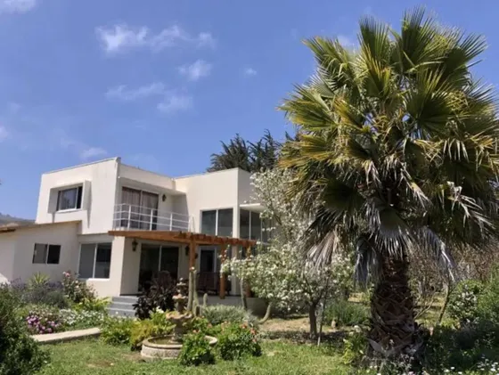 Espectacular Casa Tunquén