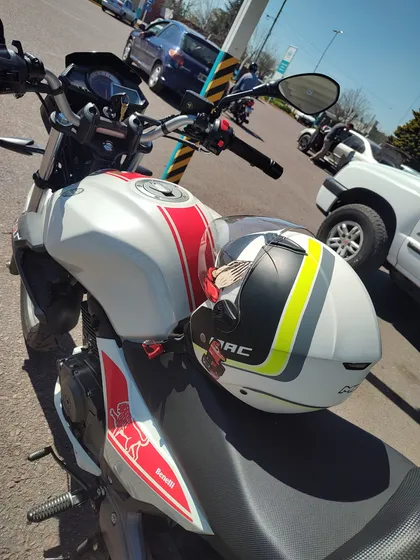 Benelli Tnt150