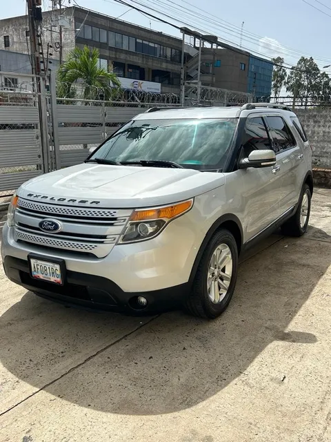 Ford Explorer Limited 4wd