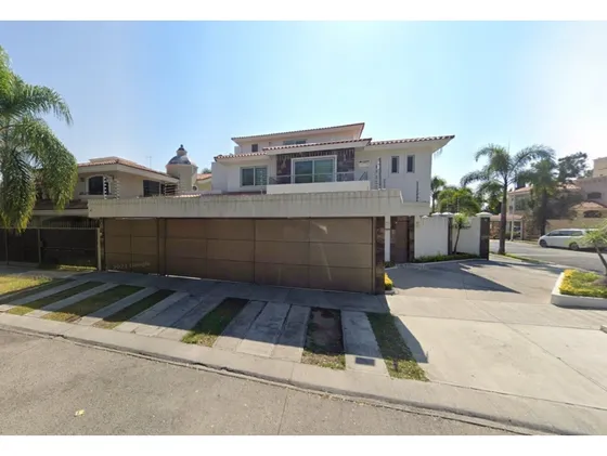 Casa En Remate En Bugambilias, Zapopan Jalisco F-422