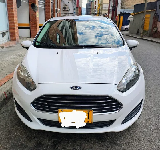 Ford Fiesta 1.6 Sportback Se Automatico