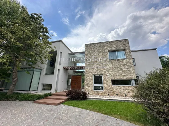 Casa En Venta 5 Ambientes En El Country San Diego 
