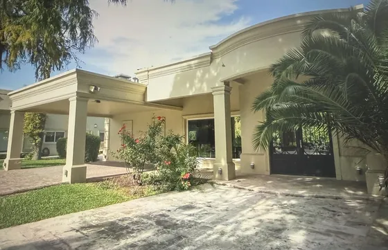 Casa En Venta Con Proyecto De Ampliacion En Country San Diego  