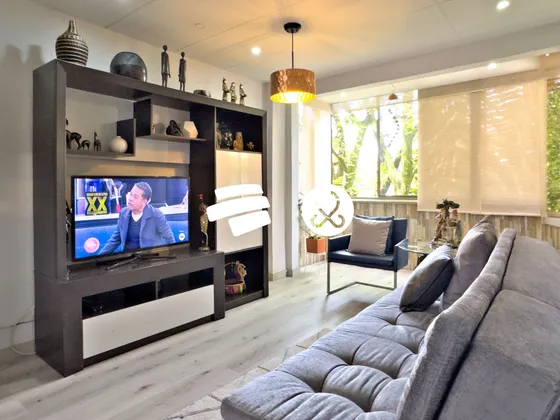 Venta Apartamento 107.5m2, Los Colores P.3 (en Escalas)