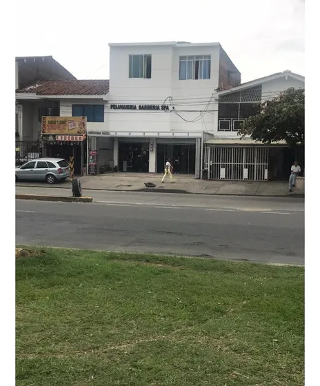 Vendo Casa Barrio Colseguros  Cali 3 Pisos
