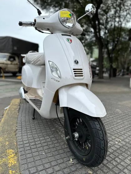 Zanella Exclusive 150 Scooter Oferta 2025 0km Tenela Hoy