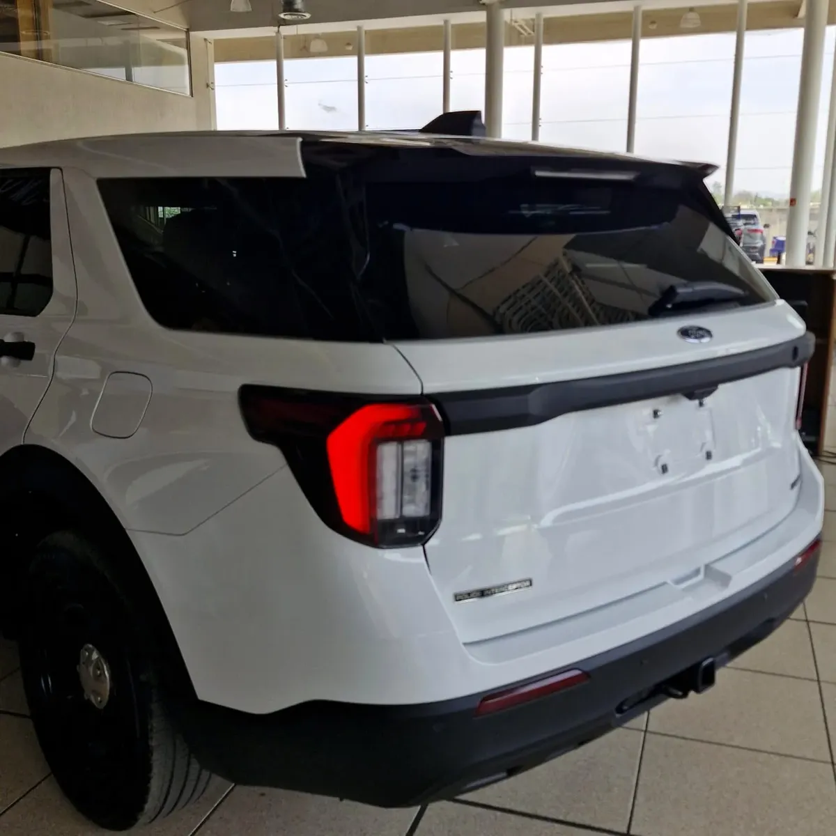 Ford Explorer 2025 Police Interceptor Híbrida Awd