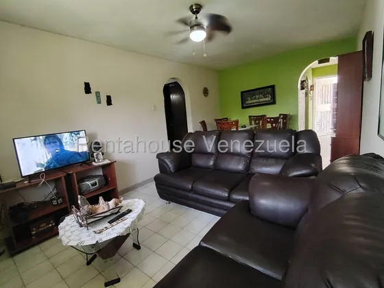 Daniela Linarez Vende Apartamentos En El Palmar Con 72m2 Con Cocina Equipada Agua Continua Gas Por Tubería Excelente Oportunidad Contáctanos
