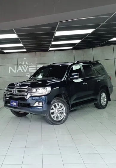 Toyota Land Cruiser Serie 200 Roraima