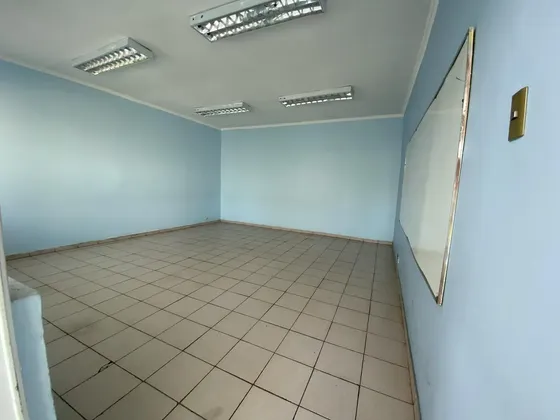 Amplia Propiedad Educacional Sector Brasil