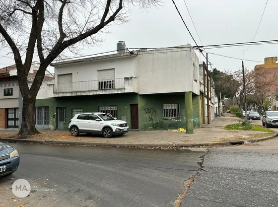 Casa 2 Dormitorios En Venta En Zona España Y Hospitales