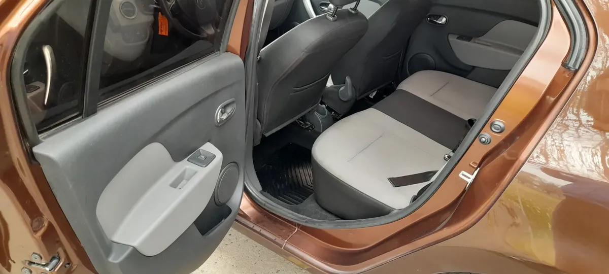 Renault Logan 1.6 Privilege Plus 105cv5358038371172454410