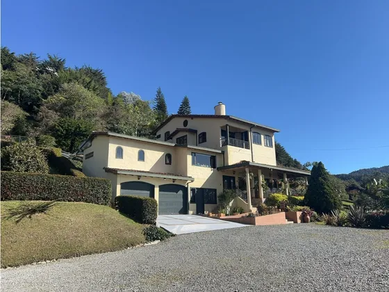 Venta Finca La Ceja Via A San Antonio - Parcelación El Yarumo  2 Casas
