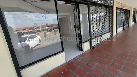 Local En Alquiler En La Mora Cabudare Cod : 24-27640 Jgp