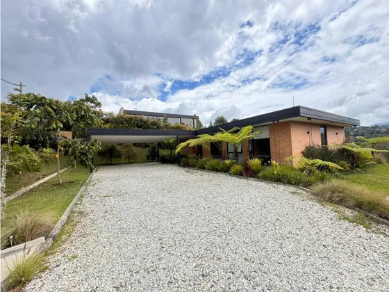 Casa Campestre En Venta Sector Pantanillo, El Retiro 
