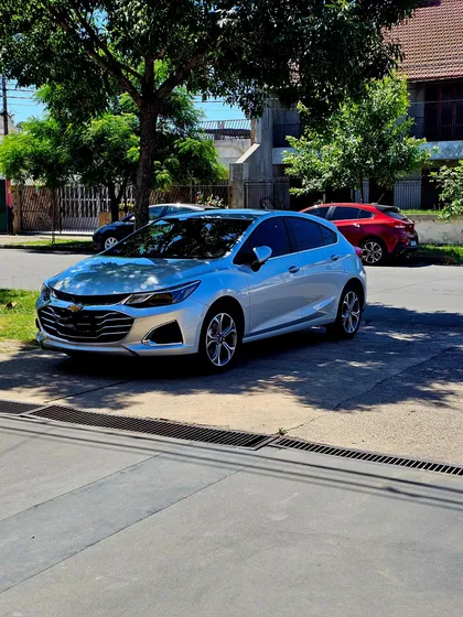 Chevrolet Cruze 5 1.4 Premier 5p