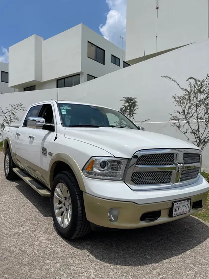 Dodge Ram 2500 Pickup Lujo 4x4 At