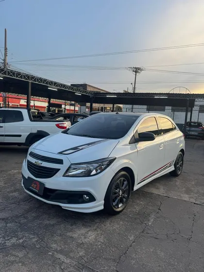 Chevrolet Onix 1.4mt Eff