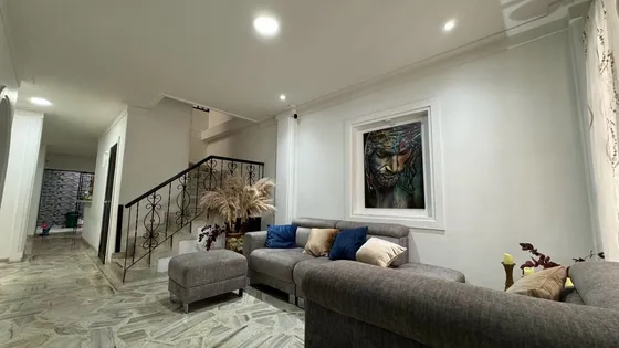 Casa De Tres Pisos En Venta Barrio Las Américas Palmira Valle Colombia