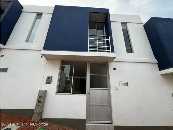 Casa En  Lomitas(villa Del Rosario) Rah Co: 25-292