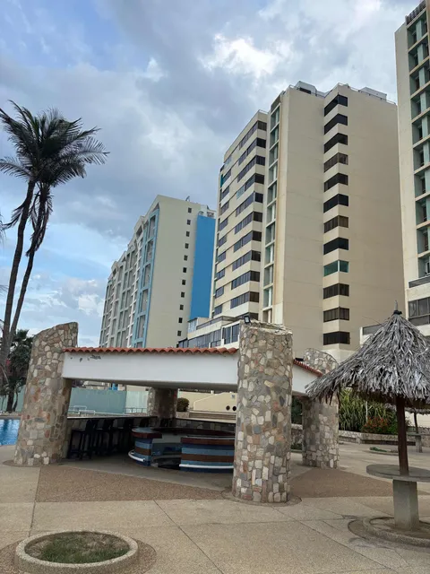 Playa Grande.2habitaciones, 2baños, Vista Al Mar, Aire Centr