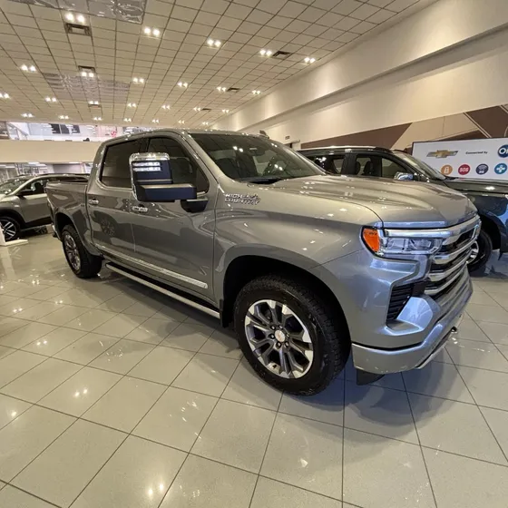 Chevrolet Silverado High Country