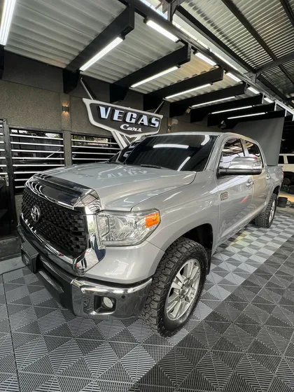 Toyota Tundra 1794 4x4
