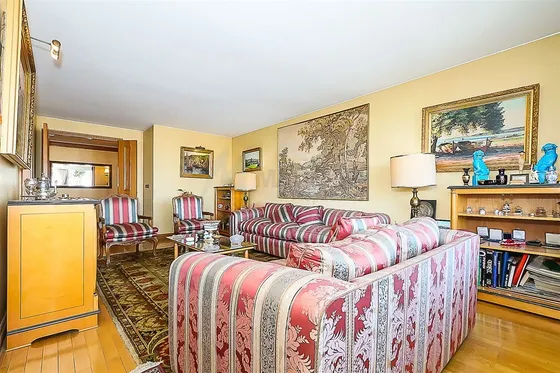 Departamento En Venta De 3 Dorm. En Las Condes