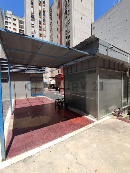Century 21 Vende: Local Comercial En B° Centro, Belgrano Al 100