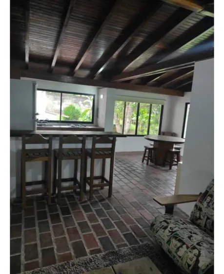 Alquilo Anexo 70m2 La Lagunita 9214