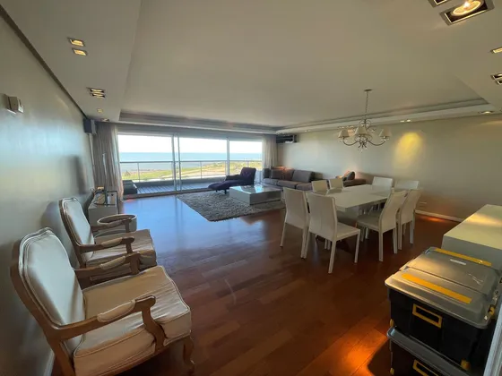 Venta Apartamento 3 Dormitorios 2 Gge Rambla Punta Carretas