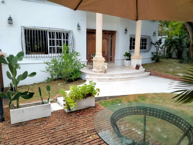 Vendo Amplia Casa Familiar En Arroyo Hondo