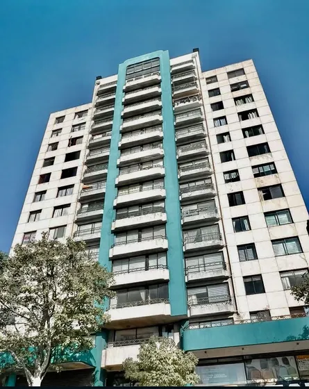 Se Vende Céntrico Departamento