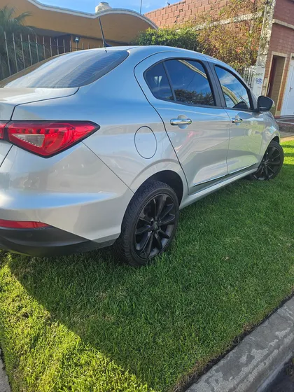 Fiat Cronos 1.8 16v Precision At6 Pack Premium