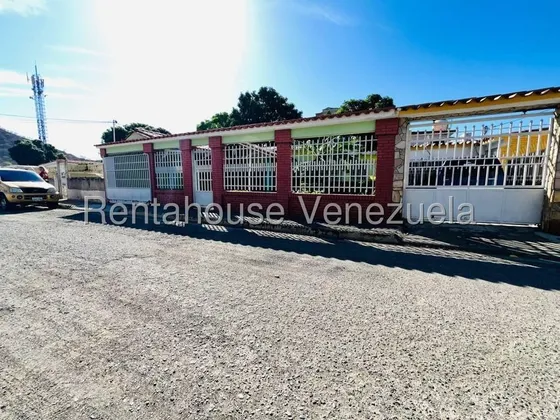 Rent-a-house Vende Hermosa Casa, Pozo De Agua, Fundacagua, Cagua, Estado Aragua, 25-16512 Gf