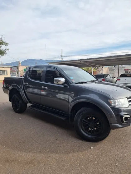 Mitsubishi L200 3.2 Cd Cr 170cv C/cuero