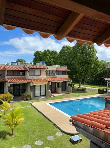 Venta De Townhouse En Higuerote Aguasal - Ys