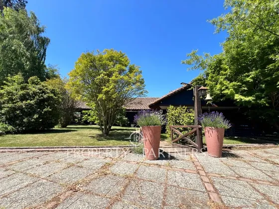 Espectacular Casa Patronal En Gran Terreno Soñado