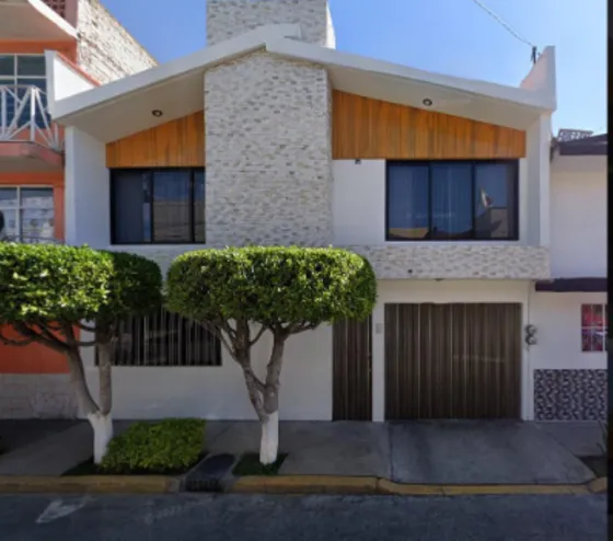 Cs-casa En Villada Nezahualcoyotl En Remate Bancario