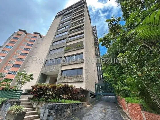 Te Gusta Vivir En Chuao Esta Es Tu Oportunidad, Amplio Apartamento Muy Bien Ubicado Mls # 25-23941 Lp