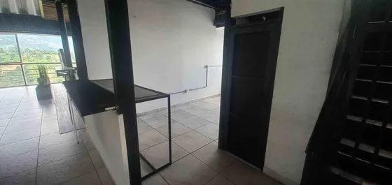  (279061125).