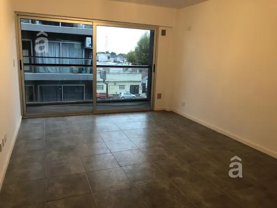 Departamento Monoambiente - Zona Céntrica- Villa Ballester