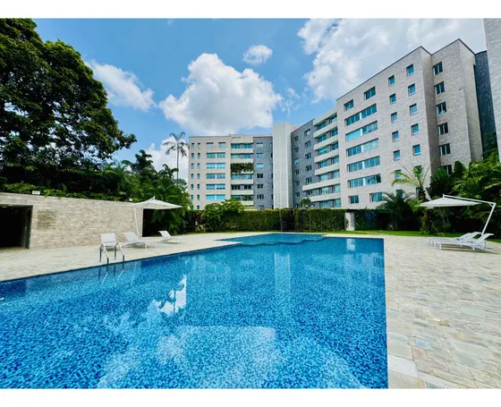 Los Chorros/avenida Ppal/hermoso Apartamento/500m2/en Venta 