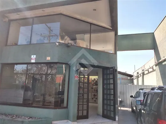Exclusiva Industrial En Venta En Recoleta