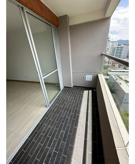 Venta Apartamento  Piso 15 Conjunto Cerrado Entrada Cerritos Pereira