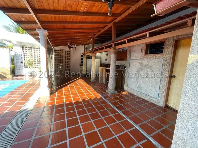 Casa Venta San Jacinto Calle Cerrada Con Piscina. Ljsa 25-14255