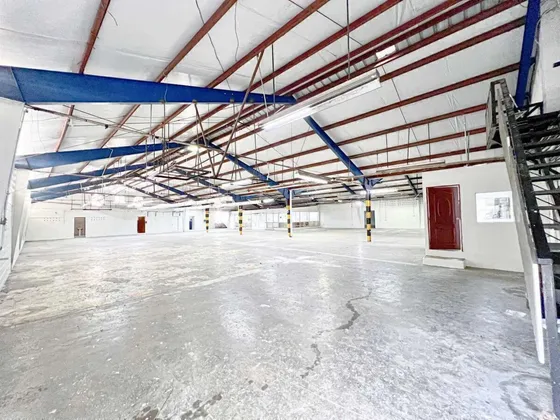 Local / Nave Industrial Alquiler En Herrera