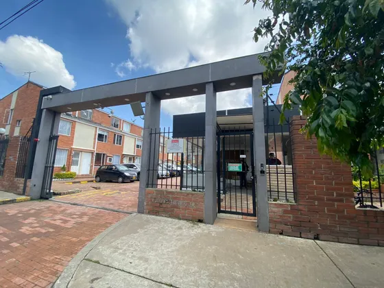 Casa En Venta Bolivia, Bogota