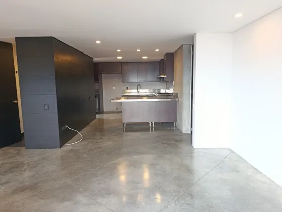  Apartamento En Arriendo Ubicado En El Poblado Sector Loma Los Gonzalez (27036).